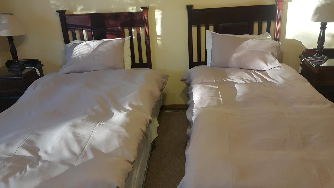 Albatross B&B ベノニ エクステリア 写真